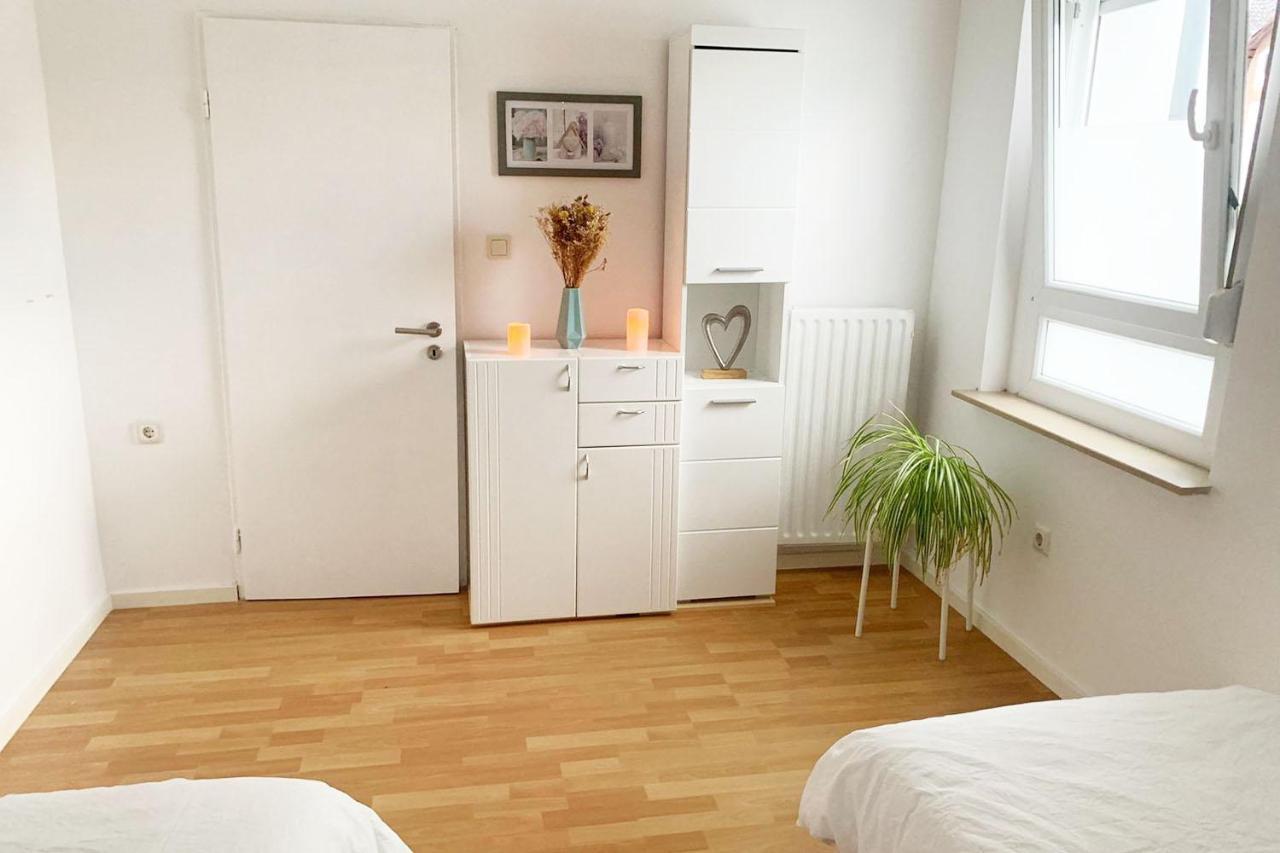 3 Bedroom Apartment In Leverkusen Exterior photo